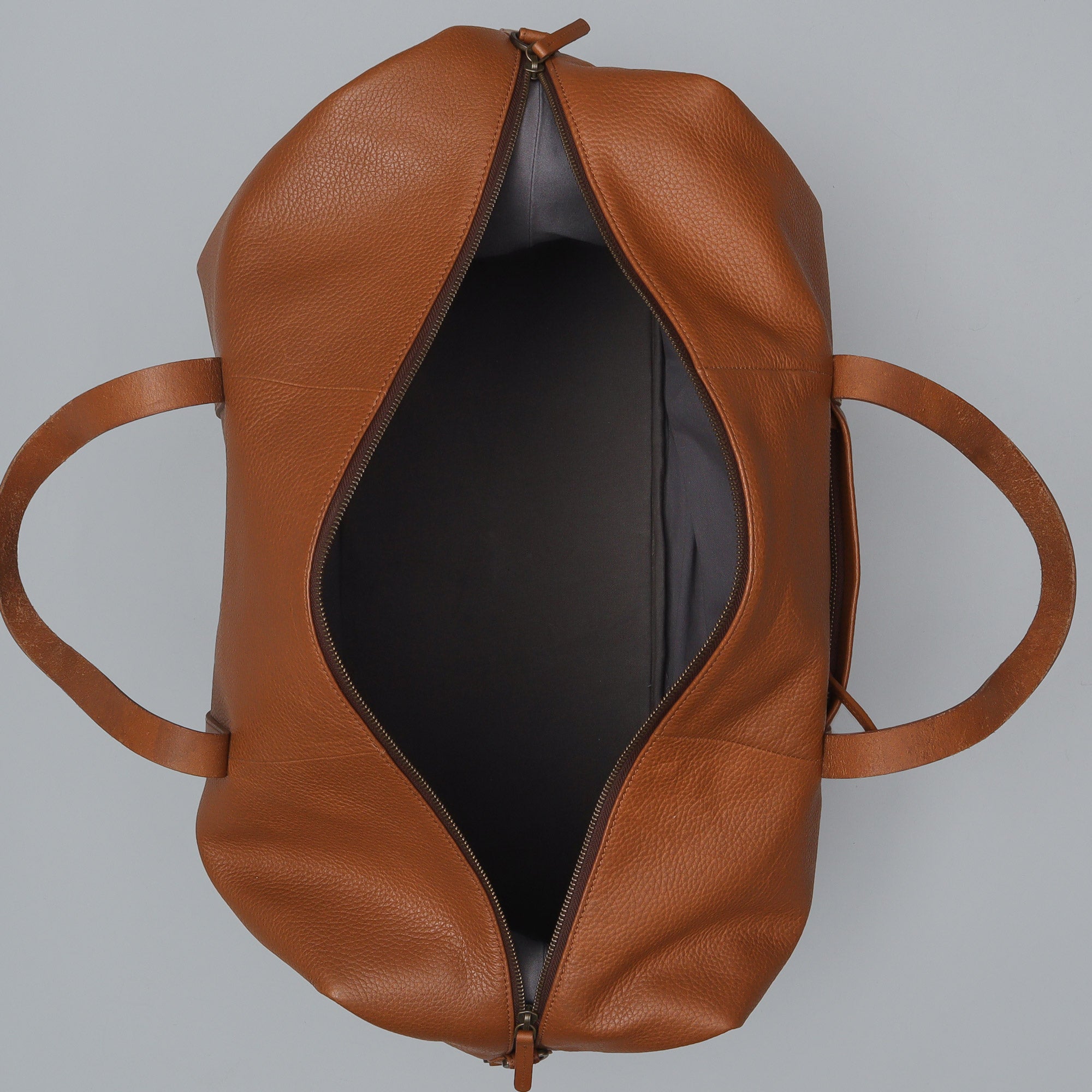 Runway Leather Travel Bag - AroundTheWineCooler