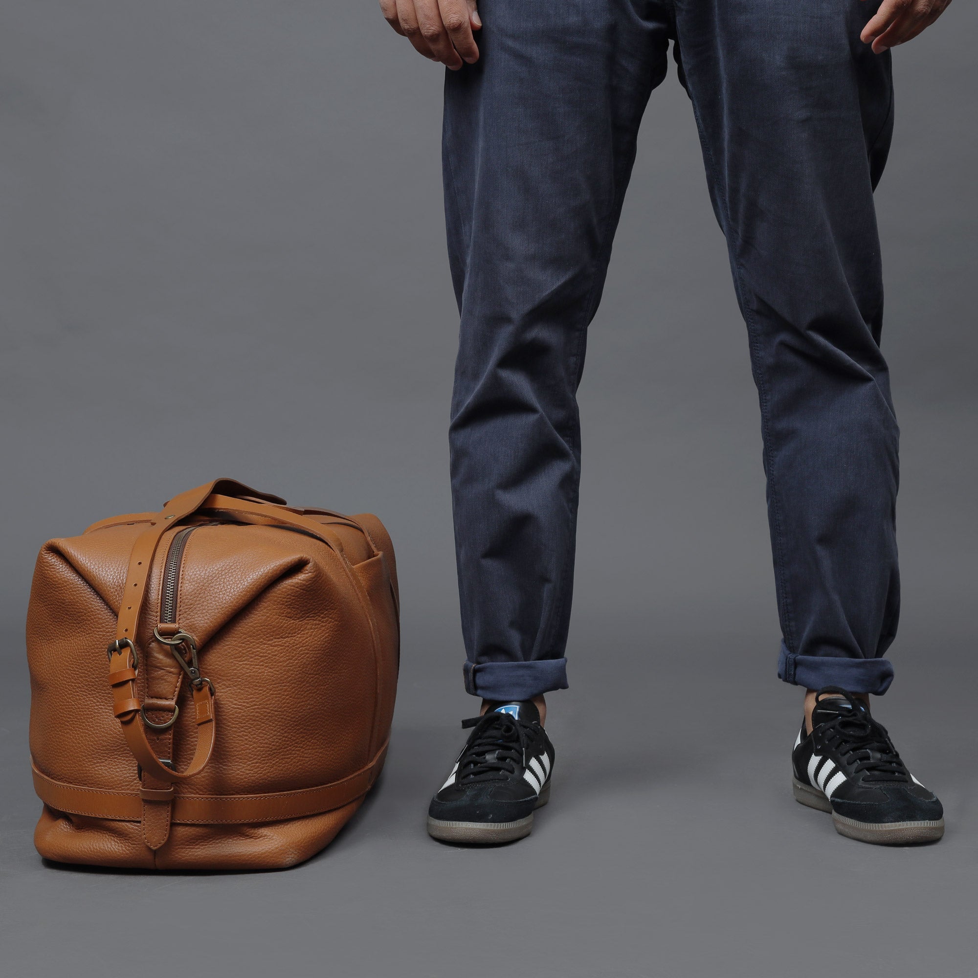 Runway Leather Travel Bag - AroundTheWineCooler